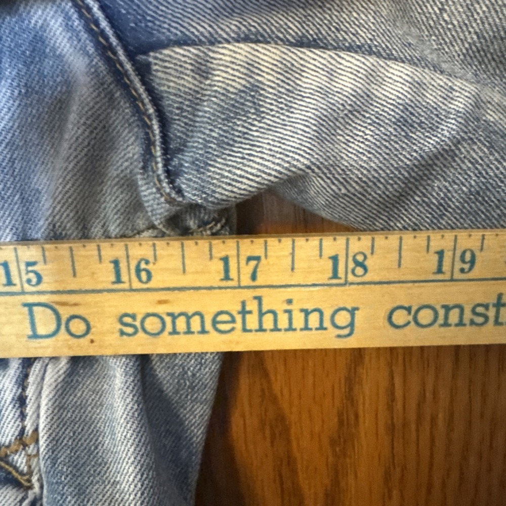Others Follow Women's M Light‎ Wash Distressed Denim Jean Jacket Button Front - Picture 3 of 5
